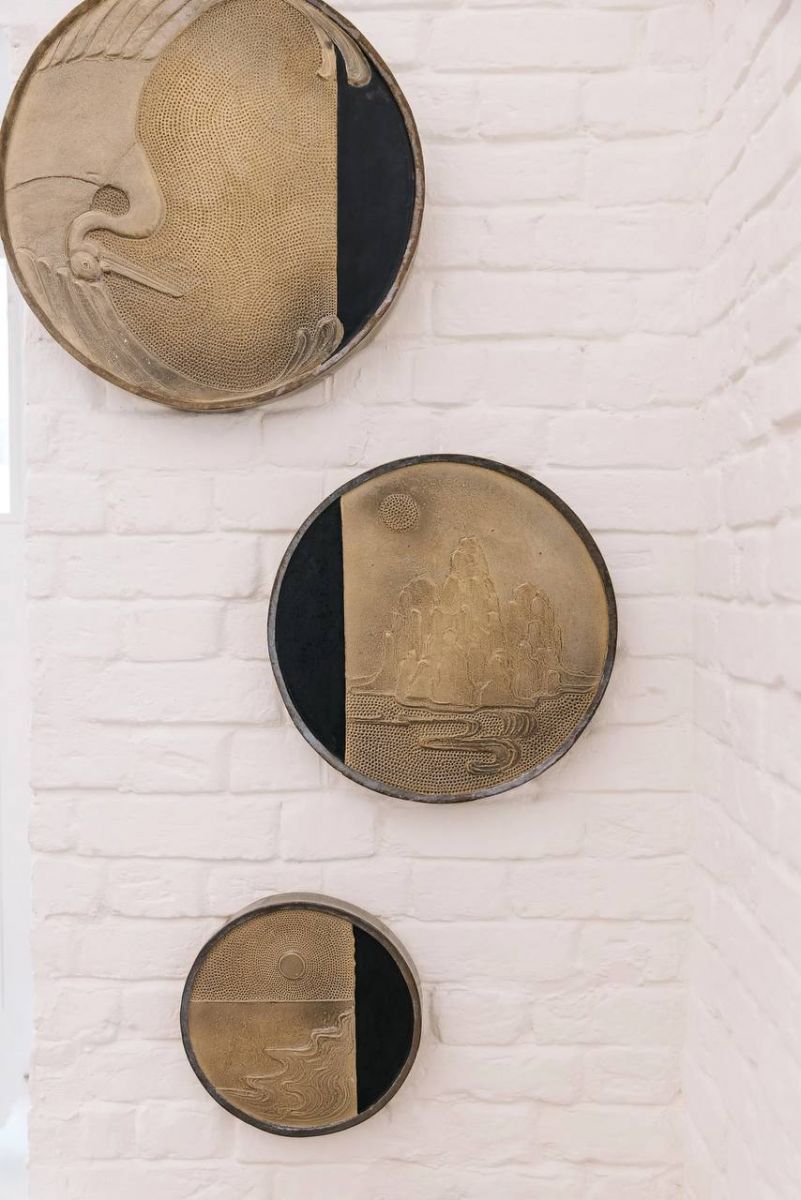 Полнолуния ночь! Даже птицы не заперли двери в своих гнездах